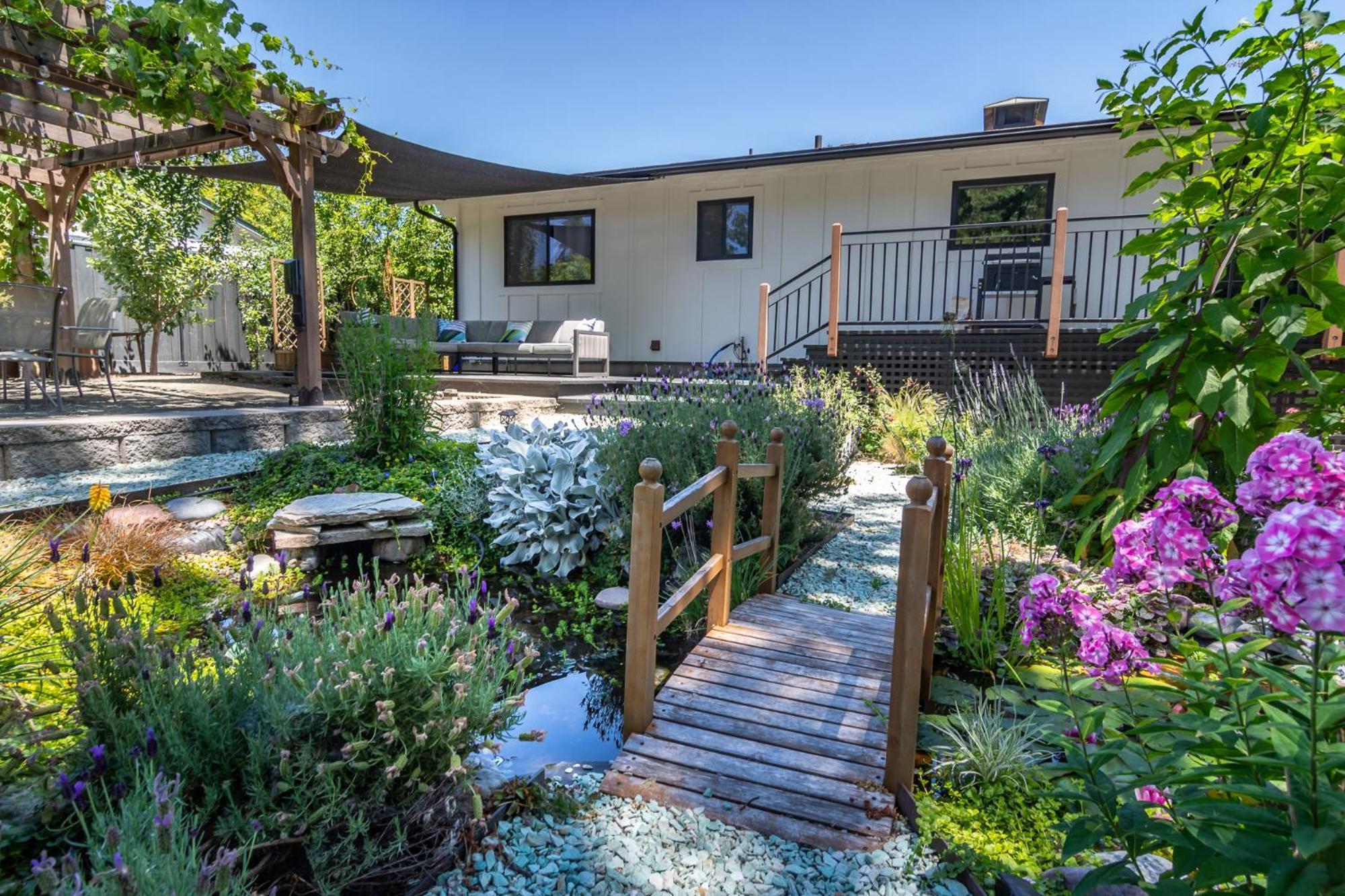 Hotel Chic Rv Retreat, Stunning Yard In Roseburg Exterior foto