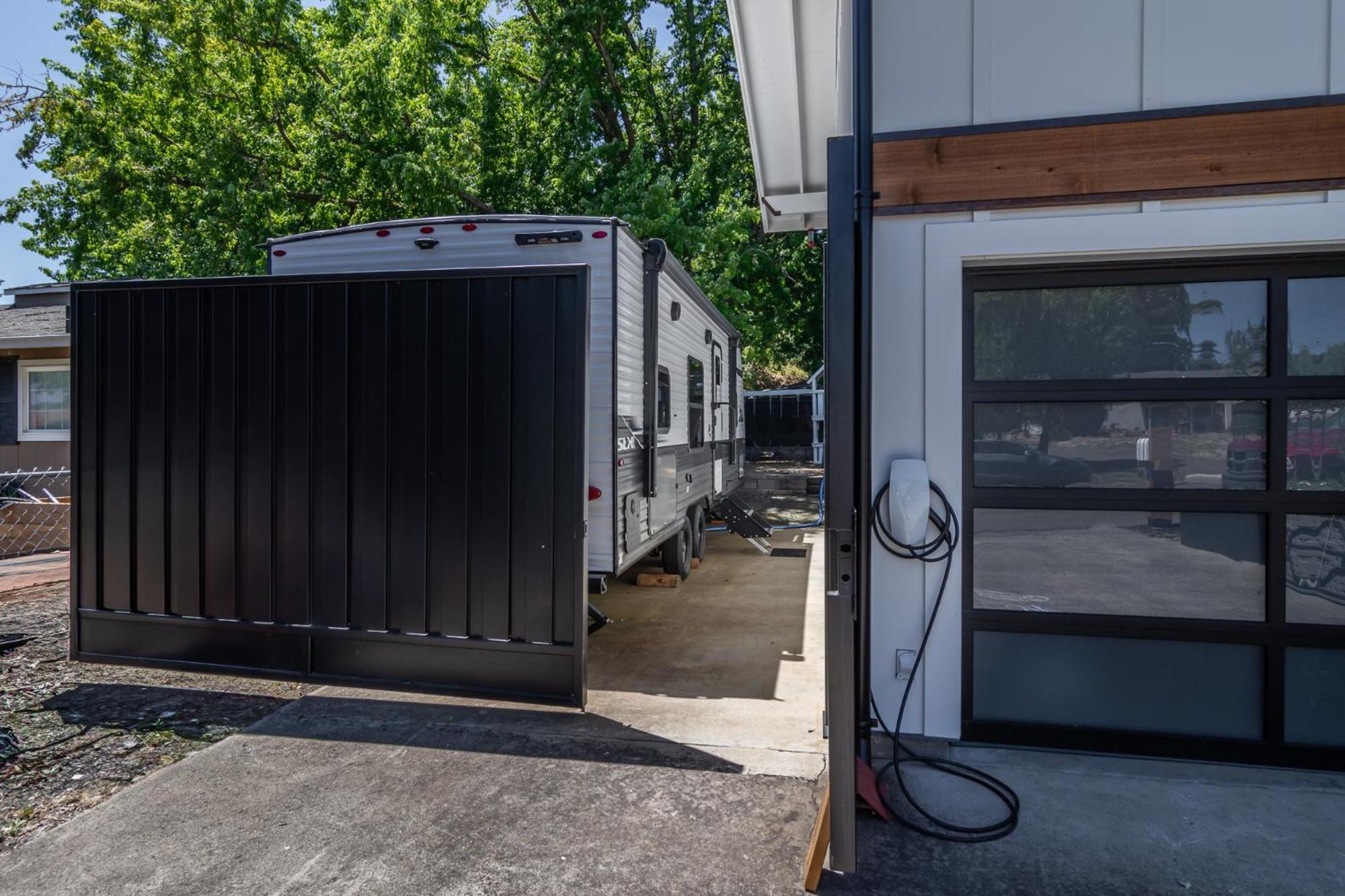 Hotel Chic Rv Retreat, Stunning Yard In Roseburg Exterior foto