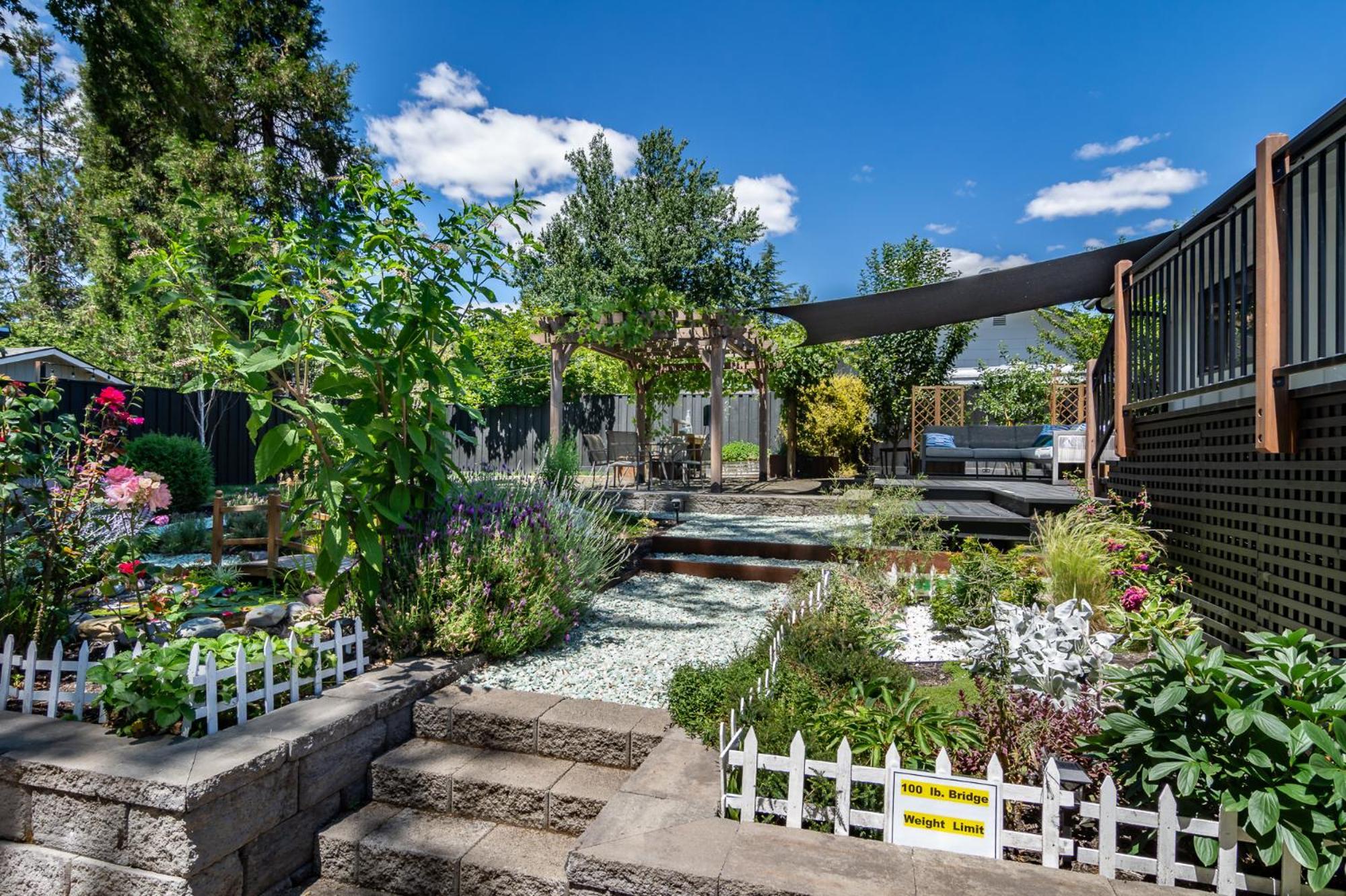 Hotel Chic Rv Retreat, Stunning Yard In Roseburg Exterior foto